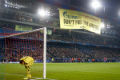 Laga Basel v Schalke diwarnai demo Greenpeace