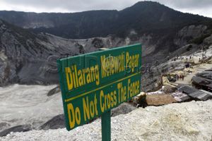 PVMBG: Gunung Tangkuban Parahu mengkerut