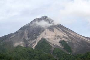 Gunung Ebulobo & Lewotolo di NTT mulai jinak