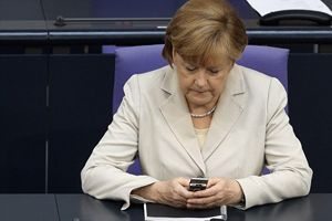 NSA: Obama tidak tahu soal penyadapan Merkel