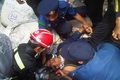 Padamkan kebakaran, 2 petugas PMK Surabaya pingsan