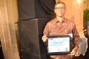 PHE WMO sabet penghargaan Industrial Peasce Award 2013