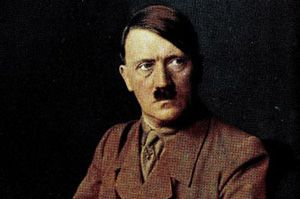 Adolf Hitler meninggal di Surabaya
