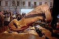 Robohkan patung Lenin, massa: Selanjutnya Presiden Ukraina