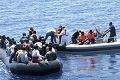 Spanyol selamatkan puluhan imigran Afrika