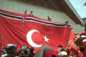 Pembahasan bendera & lambang Aceh krusial