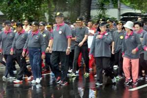 Presiden SBY ikuti Fun Walk Dharma Pertiwi di HI