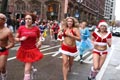 Ribuan Santa Claus seksi berlarian di Boston
