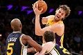 Jazz gagal perpanjang rekor buruk Lakers