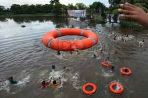 Tak bisa berenang, 4 mahasiswa tenggelam di Pangandaran