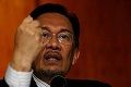 Kasus sodomi tahun 1999, Anwar diusir dari Jepang
