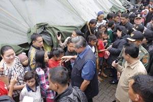 Tak dengar curhat, SBY dihujat pengungsi Sinabung