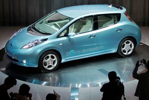 Nissan Leaf mobil listrik terlaris di Eropa 2013