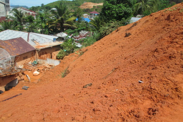 Polisi diminta usut kasus tanah longsor di Sibolga
