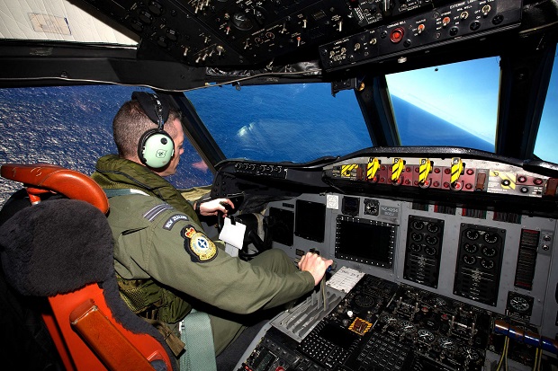 Sinyal berhenti, kapal selam pencari MH370 siap diterjunkan