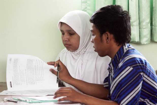 UN SMA Luar Biasa Surabaya lancar