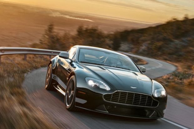 Tampang Aston Martin Vantage GT makin legit