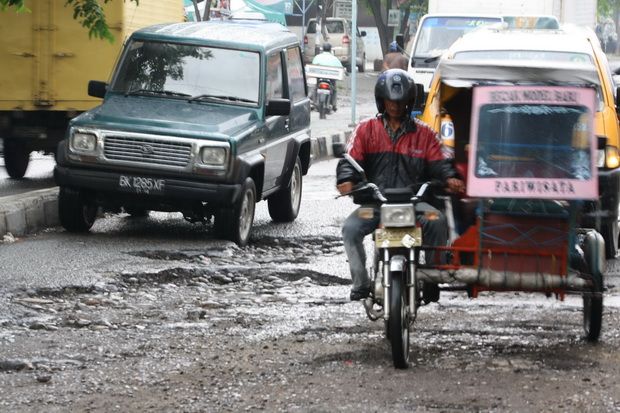 Pemerintah kebut perbaikan jalan di Jawa Barat