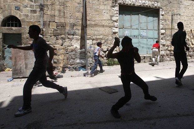 Kerusuhan di Masjid Al Aqsa, 6 orang ditahan