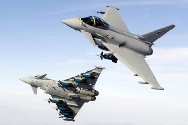 Dua jet tempur Rusia melintas, Inggris terkejut