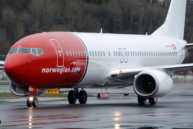 Penumpang teror bom, Norwegian Air mendarat darurat