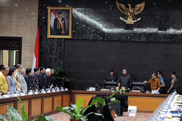 SBY minta jajarannya siapkan RAPBN 2015