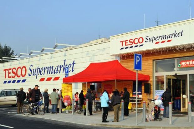 Supermarket Tesco segera luncurkan smartphone