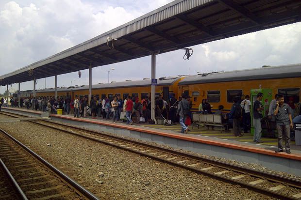 Penyebab tabrakan kereta di Cirebon masih diselidiki