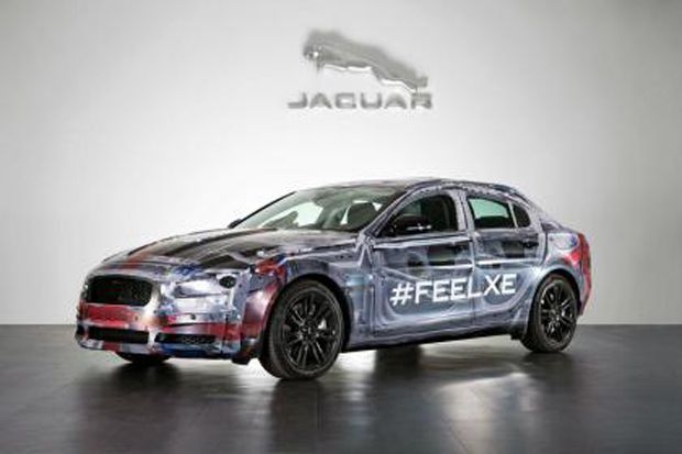Jaguar rilis gambar pertama model XE