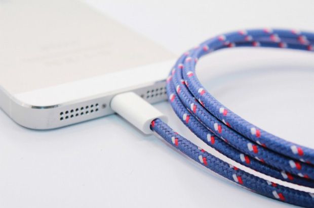 Apple Pastikan Kabel Lighting Sulit Ditiru