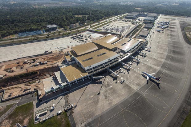 Bandara Eduardo Gomes Fasilitas Terhoror di Brazil