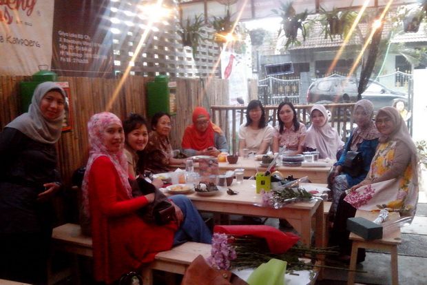 Tekad Rosita Kembangkan Bisnis Kuliner dari Kampung Sendiri