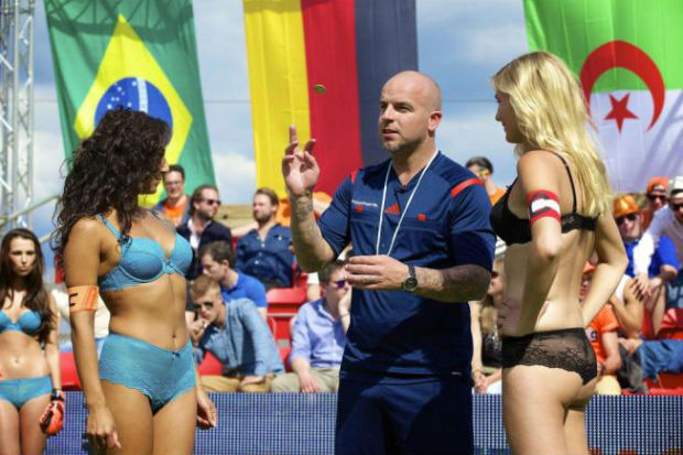 Belanda Gelar Piala Dunia Lingerie