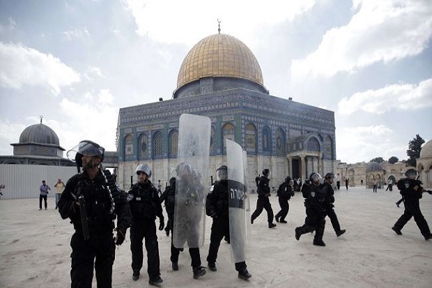 Polisi Israel Tutup Komplek Masjid Al-Aqsa