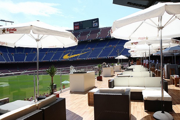Camp Nou Berubah Jadi Restoran