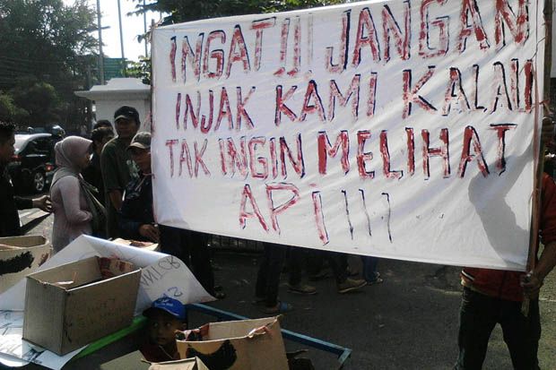 Protes Kebijakan Pemkot Bandung, PKL Mengadu ke DPRD