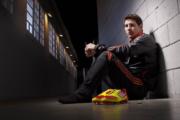 Sepatu Khusus Messi Hadir di Indonesia