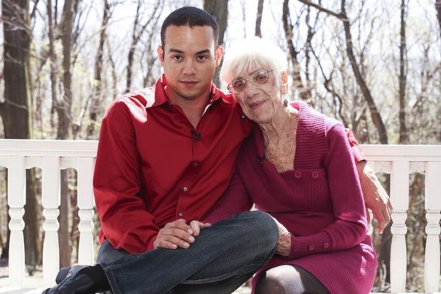 Pemuda AS Berkencan dengan Nenek 91 Tahun