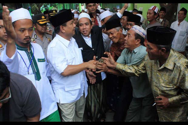 Didukung Ulama-Masyayikh Jatim, Prabowo Menangis