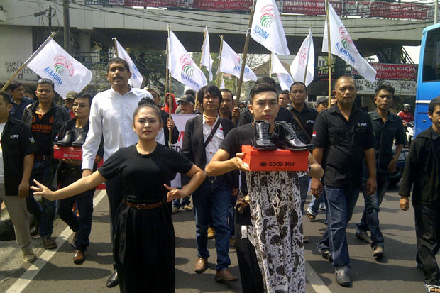 Sepatu Kulit Cibaduyut untuk Prabowo-Hatta