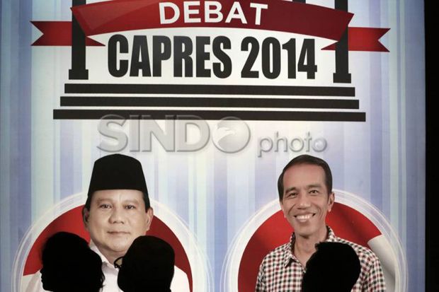 Debat Capres, Jokowi Keteteran dan Sering Lihat Catatan