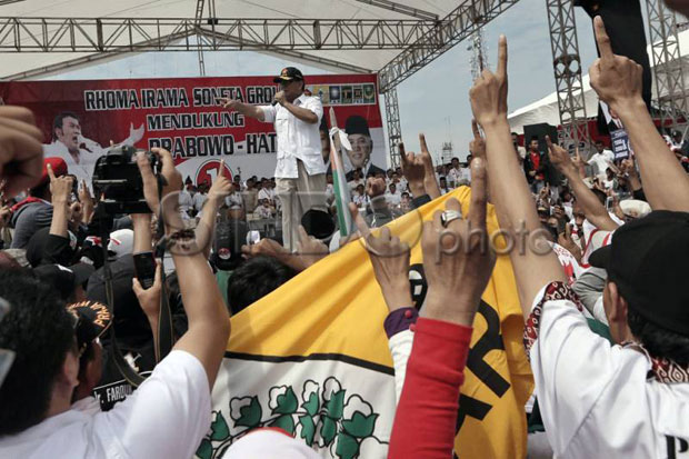 Rhoma Bakar Kampanye Akbar Prabowo-Hatta di GBK