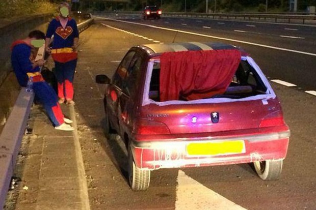 Polisi Inggris Tangkap Superman