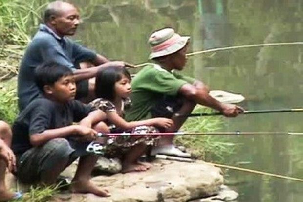 Ikan Hasil Pancingan Tertelan, Siswa SMP Dilarikan ke Rumah Sakit