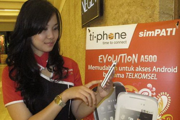 Tiphone Incar Penjualan Rp15,6 Triliun