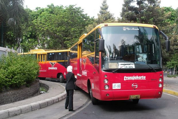 Transportasi Busway Masuk Sentul City