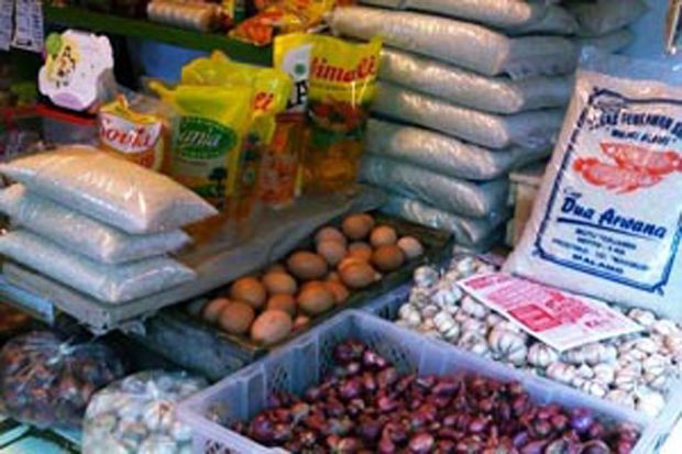 Pasar Murah di Palopo Diserbu PNS