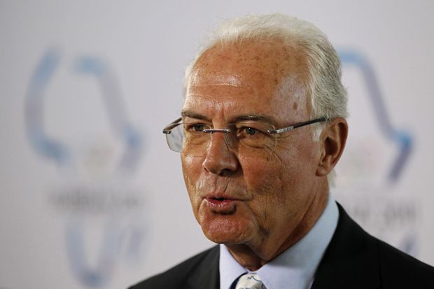 FIFA Batalkan Sanksi Franz Beckenbauer