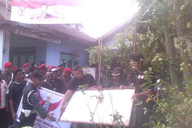 Copot Seragam, Satgas PDIP Dukung Prabowo