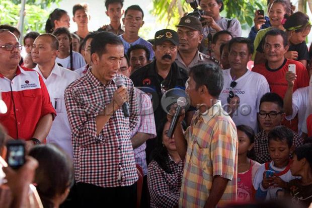 Jokowi Nyoblos di TPS Taman Surapati